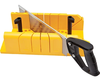 Såg med geringslåda