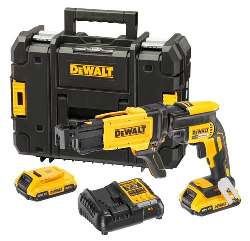 Gipsskruvdragare med förvaringslåda TSTAK, snabbladdare och två batterier.