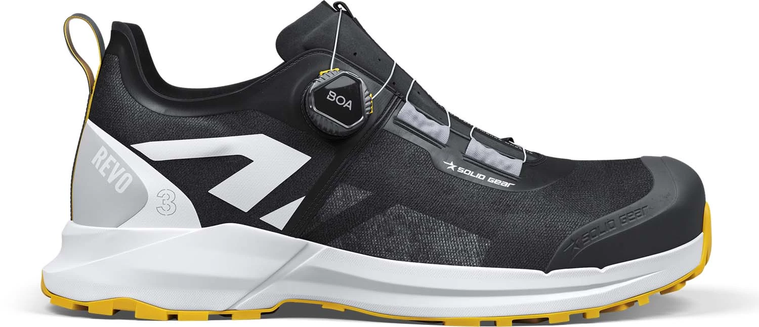 Skyddssko Revo 3 Air Low i färgen svart/gul.